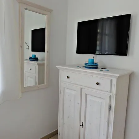 بيت للعطل With South-facing Terrace In The House Sea View *