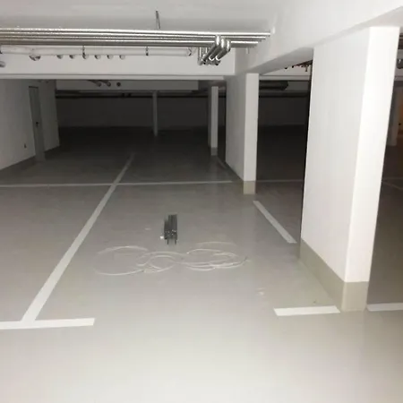 بيت للعطل With South-facing Terrace In The House Sea View